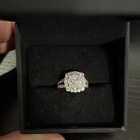 14k white gold diamond ring - Picture 5 of 9